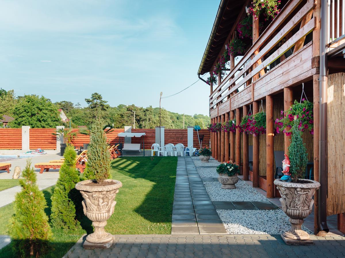 Casa David Turda Hotell Exteriör bild